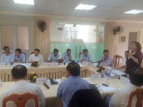 Trong phòng họp kín của Hội đồng tiền lương Quốc gia ngày 2-8, các thành viên chốt đề xuất tăng lương tối thiểu vùng năm 2017 là 7,3%