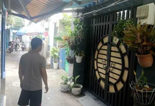 12 thanh nien vac ma tau gay nao loan khu dan cu hinh anh 1