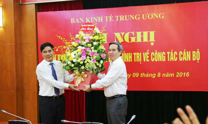 Ông Cao Đức Phát làm Phó Ban kinh tế Trung ương - ảnh 1