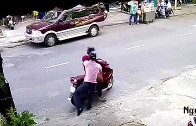 Bi thu Da Nang: 'Dung de toi pham co dat song o day' hinh anh 1