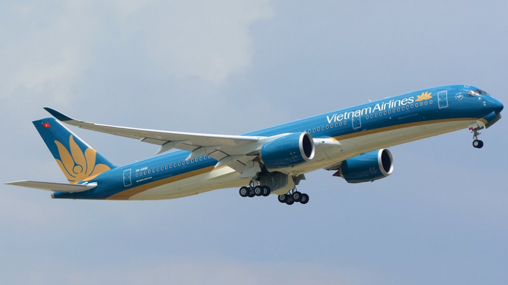 vietnamairlinesairbusa350-941vn-a886_QUFO