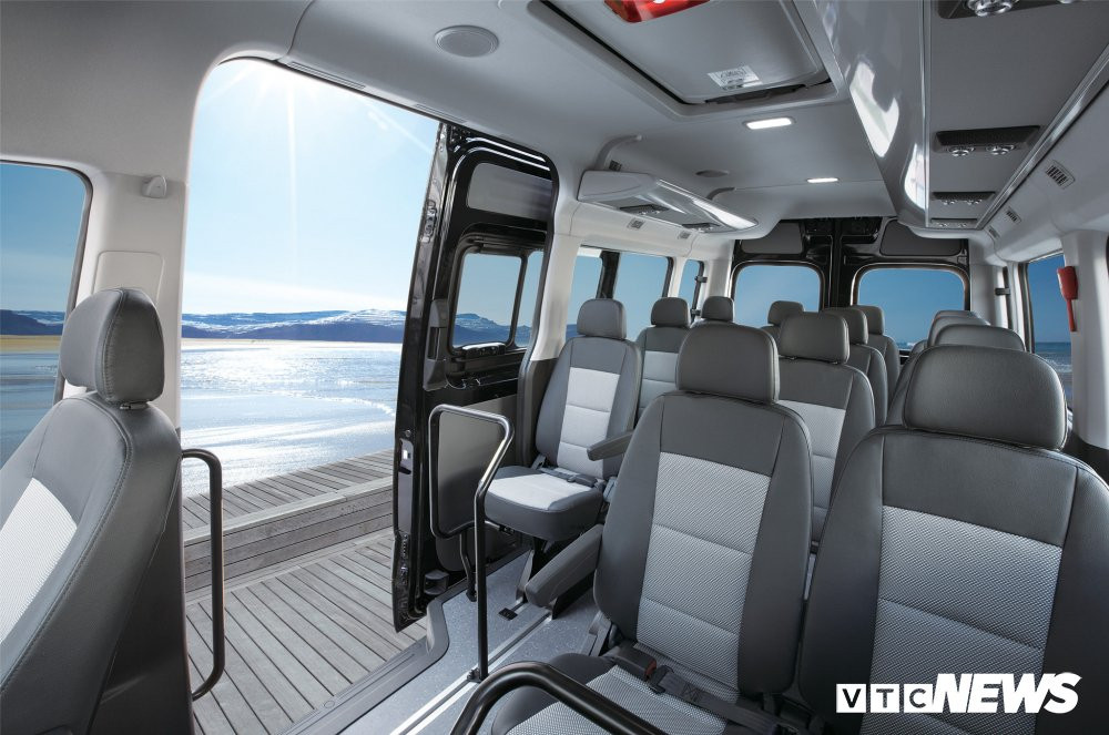 Hyundai Solati - 11 8