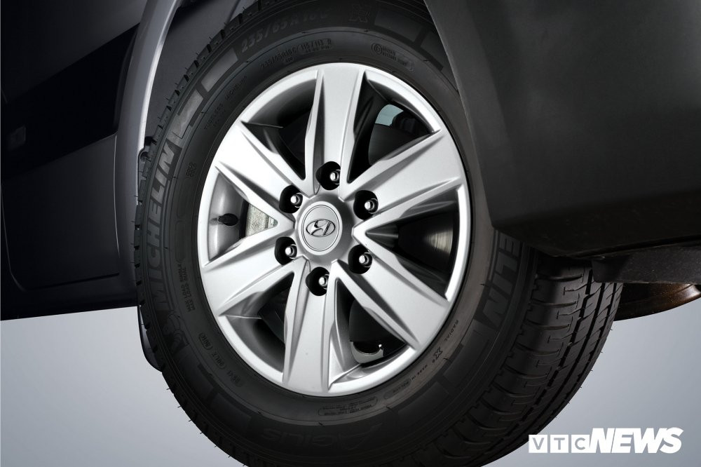 Hyundai Solati - 9 6