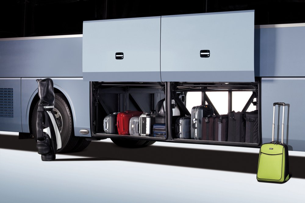 Hyundai Universe - 3
