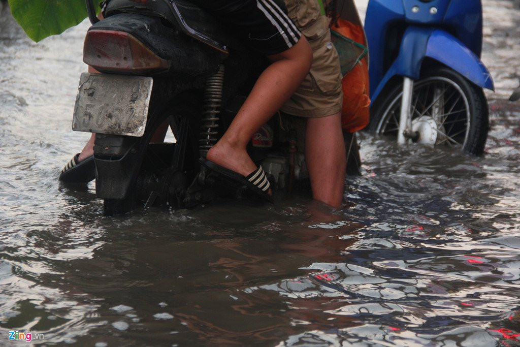 Sai Gon khong mua van ngap nang hinh anh 7
