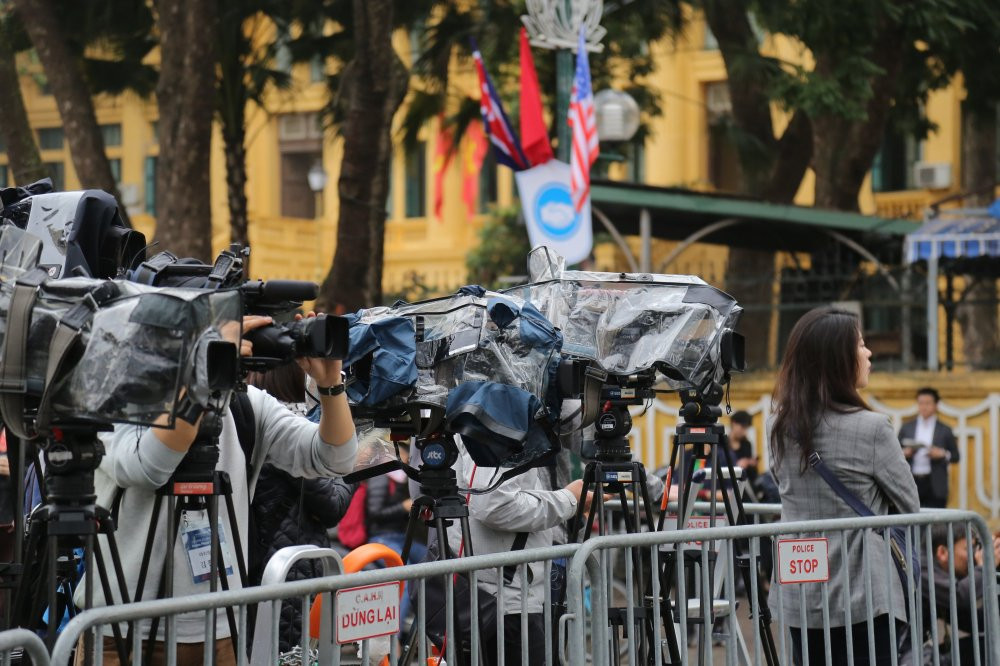 e02daf42cf562d087447 10