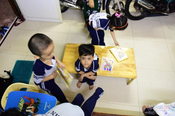 5 bé sinh 5 đầu tiên của VN háo hức vào lớp 1