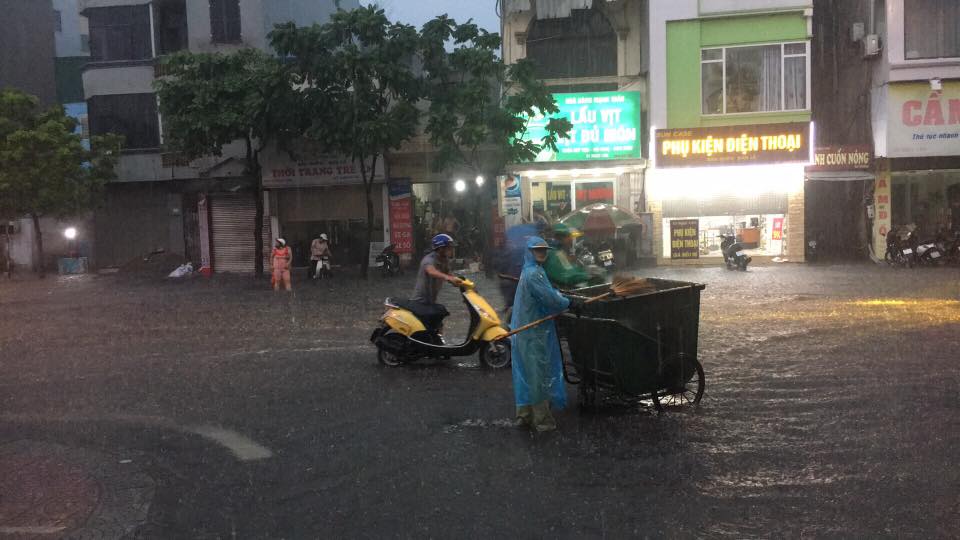 hà nội mưa lớn