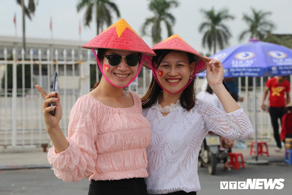 cdv den san my dinh 1