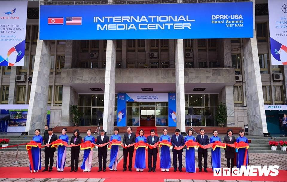 53413458_2257580467786843_358758553810370560_n 3