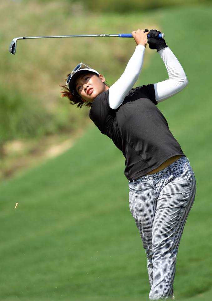 nu-golf-thu-thao-my