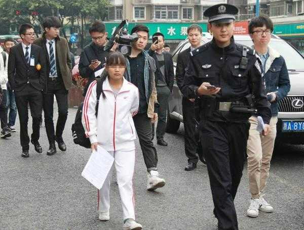 2246580f55655c4_size52_w600_h455