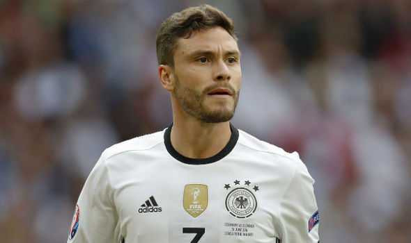 chuyen-nhuong-2017-8