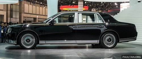 toyota-century-2018-limousine-6877-2352-1529809596