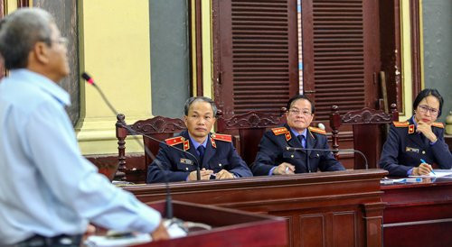 Ngan-hang-7-6485-1530076754