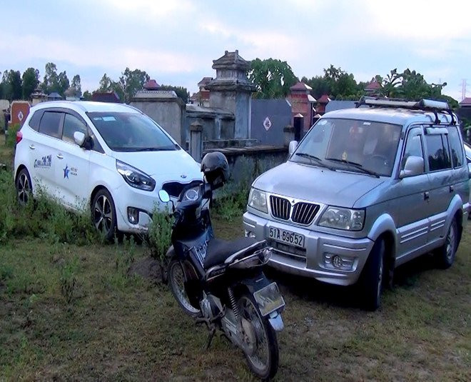 Hang chuc canh sat hinh su ap vao song bac giua rung keo hinh anh 2