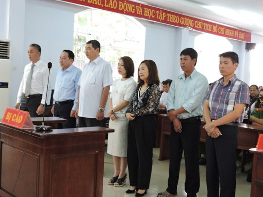 Đang xét xử nguyên chủ tịch TP Vũng Tàu - Ảnh 1.