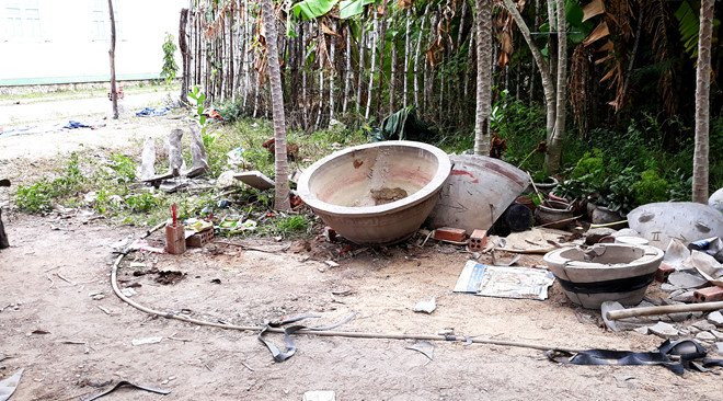 Khoi to ke giet, giau xac be gai duoi chau kieng hinh anh 2