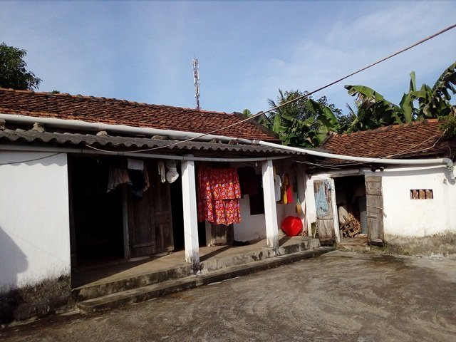 dat-24-diem-nguy-co-nu-sinh-bo-uoc-mo-vao-giang-duong-dh-2 4