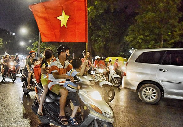 bo-ho-3996-1535038441_600x0