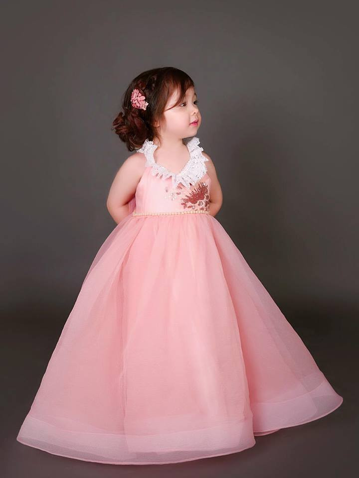 Elly Trần chia sẻ 'hiệu ứng Cadie, Alfie' và nhầm lẫn về quan niệm 'săn Tây' để có con lai