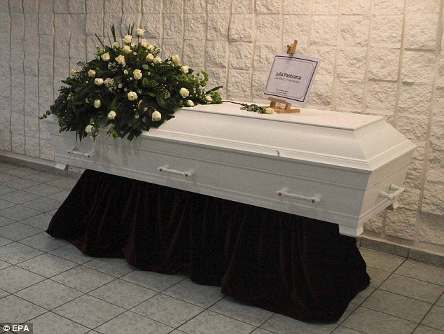 Cuộc đời bất hạnh của người phụ nữ xấu xí nhất thế giới