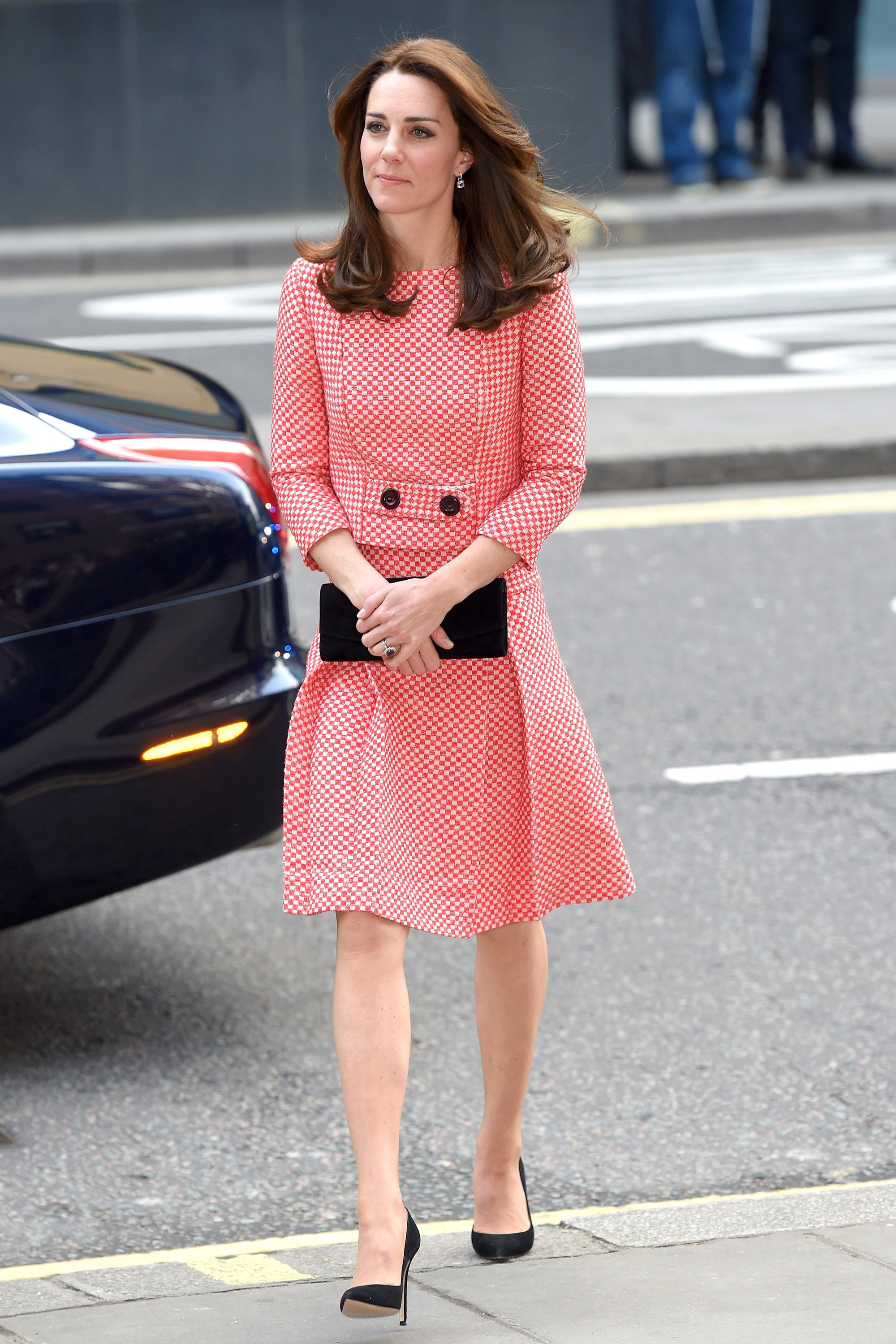 Chuyện cổ tích của Kate Middleton: Từ cô sinh viên giản dị đến Công nương được yêu thích nhất