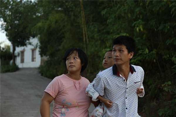 Xúc động cậu bé 8 tuổi 'nhường' sự sống cho em trai vì biết mình sắp ra đi