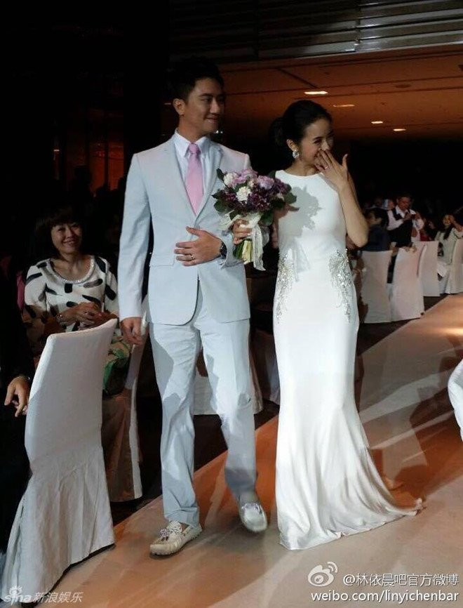 Cao dưới 1m60, các sao nữ này vẫn khiến thế giới 'ngước nhìn'