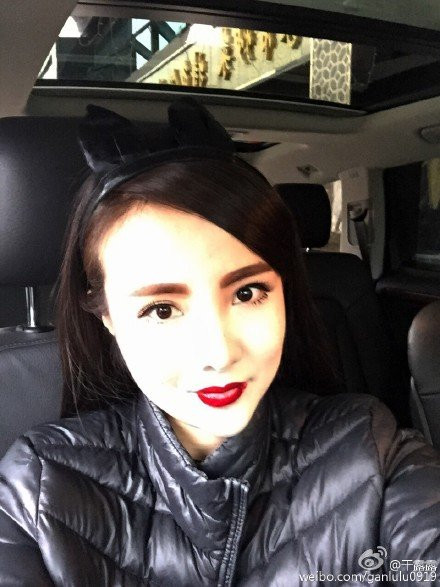 Bất ngờ với hình ảnh khác lạ của Can Lộ Lộ sau thời gian 'ở ẩn'