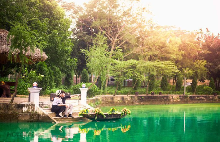 Không gian yên bình và rợp bóng cây xanh tại Đồng Mô hấp dẫn nhiều người