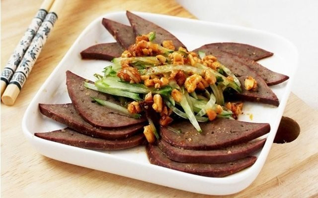 Hàng nghìn bà mẹ có quan niệm sai lầm: “Thương con cho ăn tiết, giết con cho ăn gan” - ảnh 1