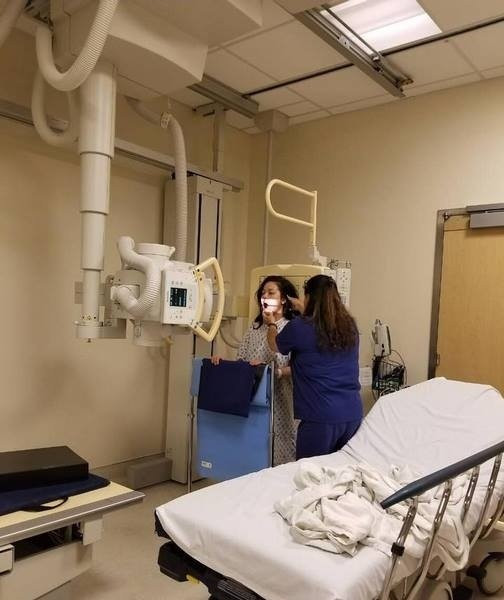 Nhật Kim Anh trở về nhà đoàn tụ cùng con trai sau khi bị tai biến ở Mỹ