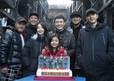 Kim Soo Ahn: Cô bé 11 tuổi của dòng phim 'bom tấn' triệu đô