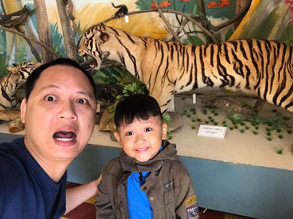 Dân mạng bị 'đốn tim' bởi chàng trai 5 tuổi của 'Bố ơi mình đi đâu thế'