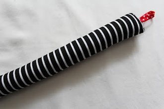 Mẹ khéo tay tự làm đũa thần tiên cho bé chơi Trung Thu