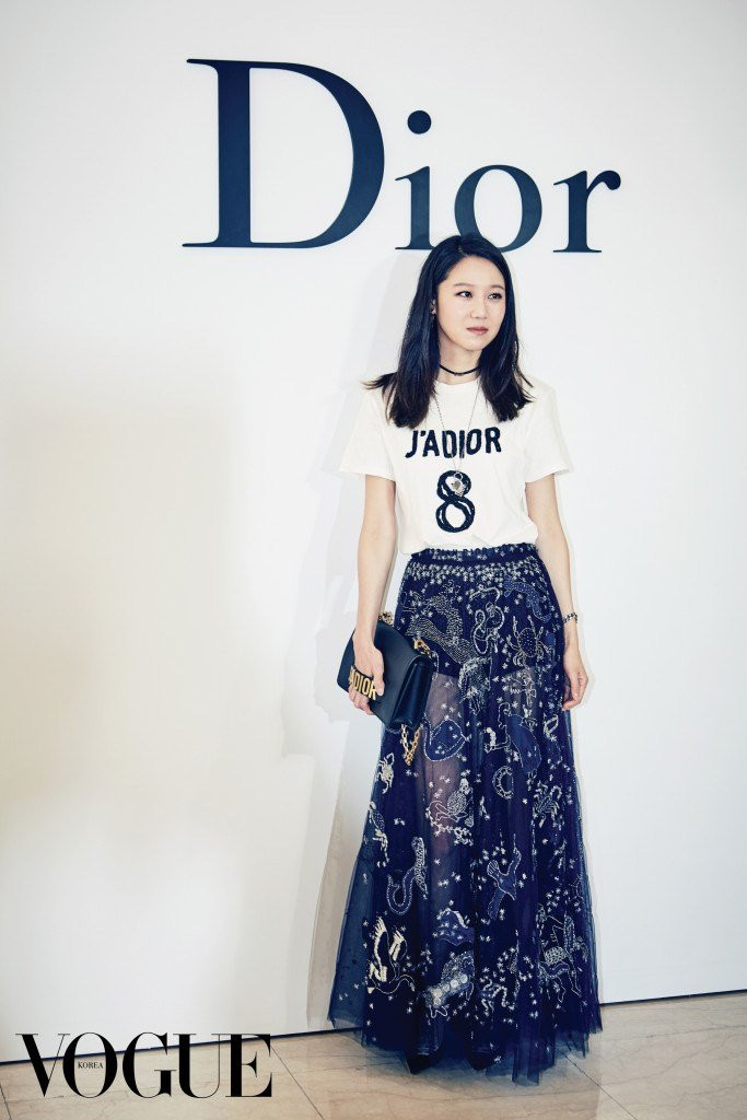 Học tập 'nàng thơ Gong Hyo Jin' lựa chọn trang phục sành điệu cho U40