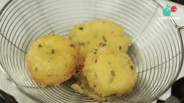 khoai tây trứng muối bọc tôm - ảnh 8