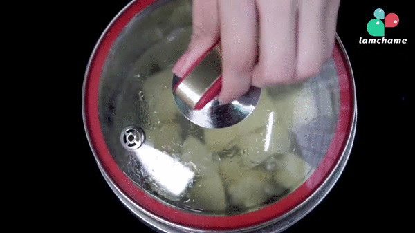 khoai tây trứng muối bọc tôm - ảnh 3