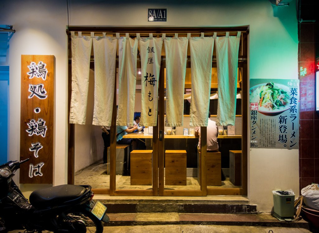 Khám phá 4 khu phố nước ngoài đậm đà bản sắc văn hóa bản địa giữa lòng Sài Gòn