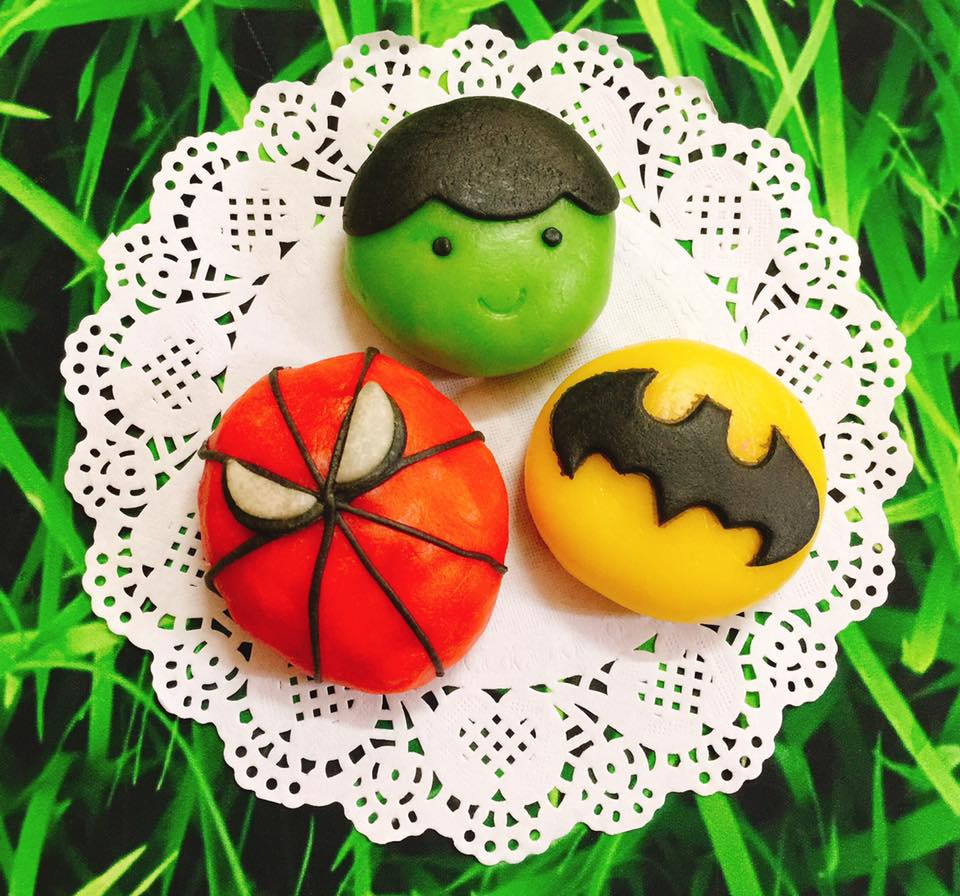 Mẹ bỉm sữa hào hứng khoe bánh trung thu nhà làm 'chất phát ngất'