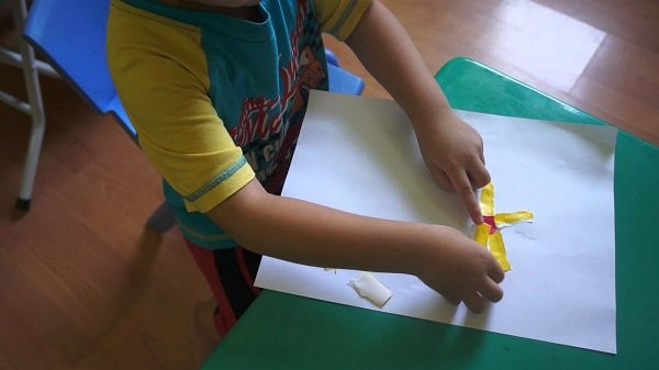 6 trò chơi không hề tốn kém nhưng lại giúp bé thông minh và tự tin hơn nhiều