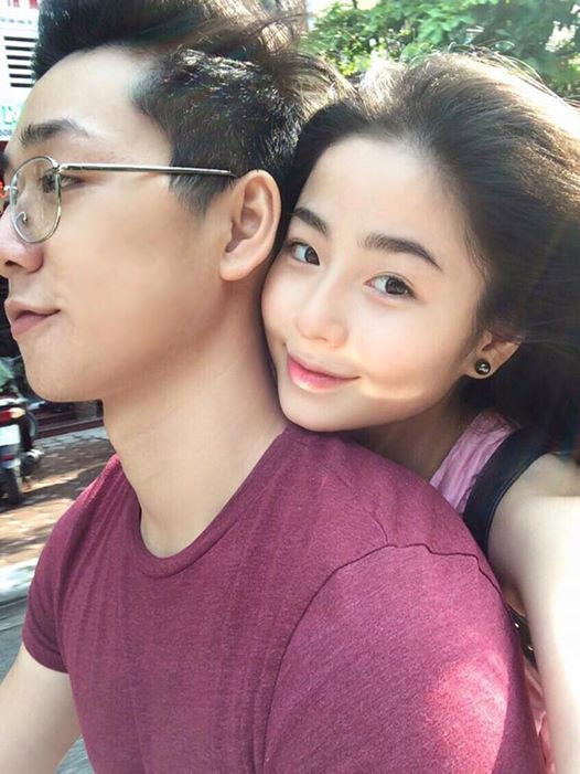 3 gia đình trẻ 'cả nhà đều đẹp' nổi tiếng trên mạng xã hội