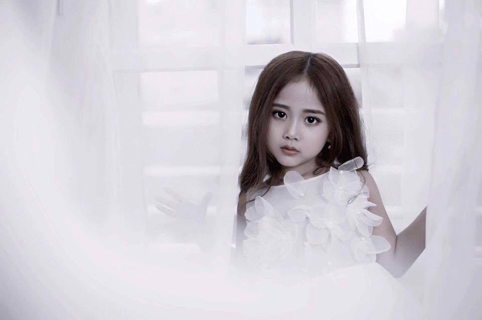 Vượt qua 50 mẫu nhí thế giới, cô bé 6 tuổi Hải Phòng đoạt giải 'Công chúa thời trang' tại Thái Lan