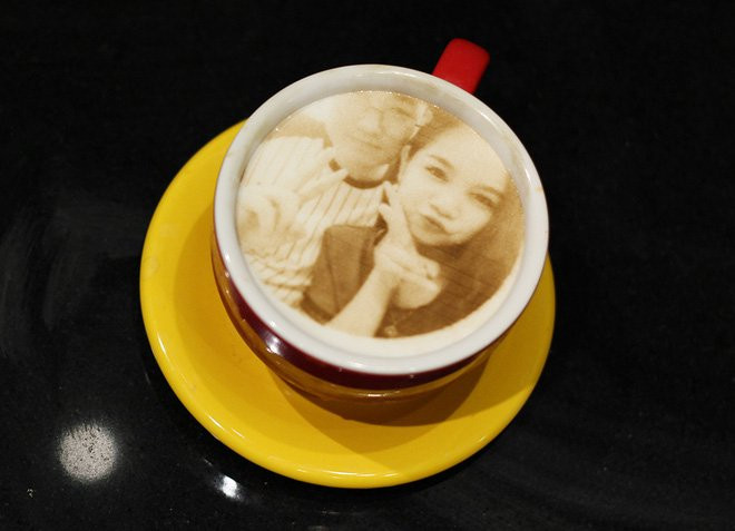 Nếm thử 4 món ăn vặt mới đang sốt xình xịch trên mạng xã hội