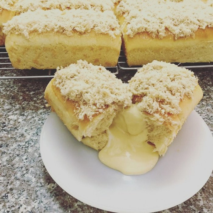 Nếm thử 4 món ăn vặt mới đang sốt xình xịch trên mạng xã hội