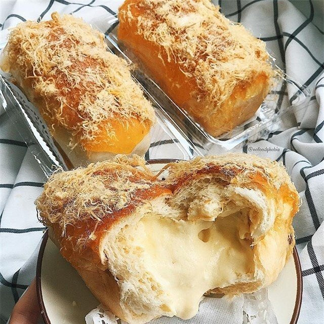 Nếm thử 4 món ăn vặt mới đang sốt xình xịch trên mạng xã hội