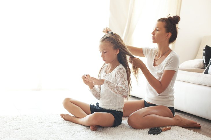 Chia sẻ 6 mẹo dưỡng để có mái tóc dày đẹp như siêu mẫu U40 Brazil