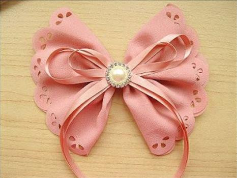 Cách làm kẹp tóc hình nơ cho bé gái đẹp mê mẩn