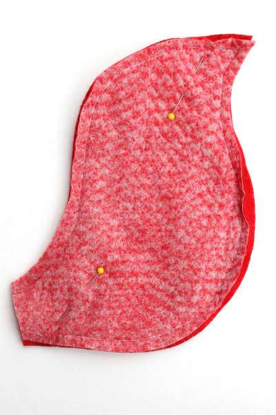 Mẹ khéo tay làm gối ôm hình cáo đỏ siêu đáng yêu tặng bé